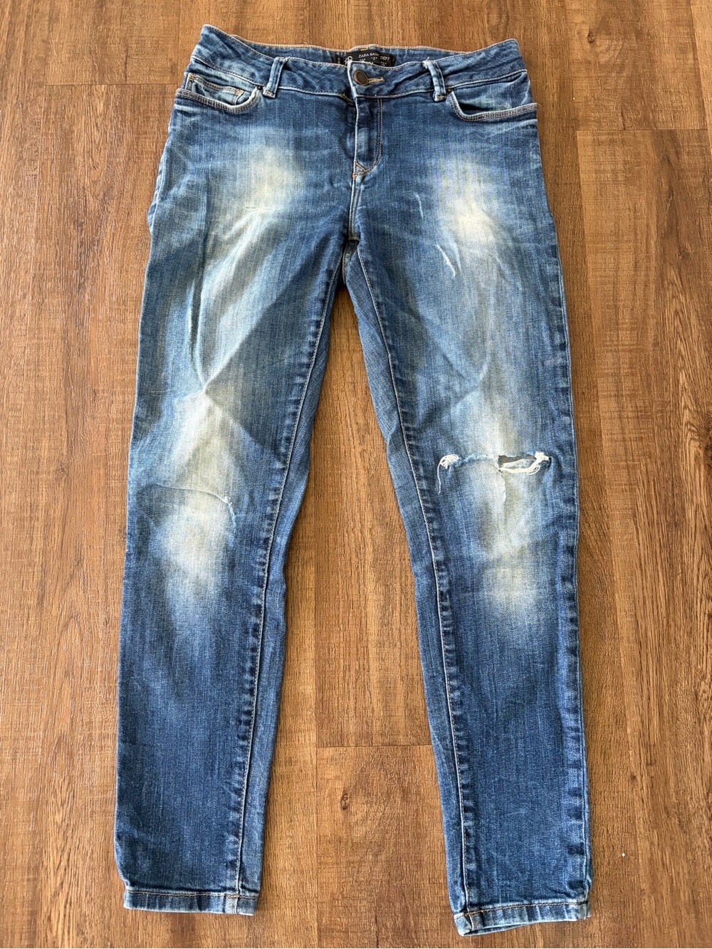 Zara Basic Women’s Distressed Skinny Jeans Size 6 Medium Wash